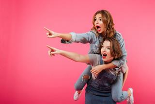 Gặp may liên tục như trúng số cuối tháng 5 âm, con giáp nào đang rinh "giải độc đắc" này?