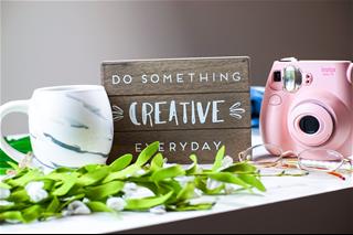 Tử vi Thứ 6 ngày 14/8/2020 của 12 con giáp: Tý sáng tạo, Mão xa cách