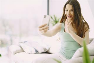 Những phụ nữ có nguy cơ sống xa chồng nhất trong 12 con giáp