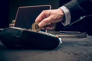 10 ngày cuối tháng 7 Cô hồn, 3 tuổi tài lộc bất ngờ phát mạnh, tiền đổ về tài khoản ầm ầm