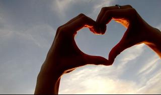 Tử vi hôm nay 19/10/2021 về tình yêu của 12 con giáp: Ai có niềm hạnh phúc