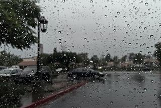 Dự báo thời tiết ngày 25/10/2021: Trung Bộ, Nam Bộ tiếp tục mưa dông