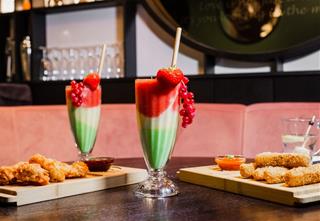 Tử vi Chủ nhật ngày 12/12/2021 của 12 con giáp: Dần lạnh lùng, Ngọ chểnh mảng