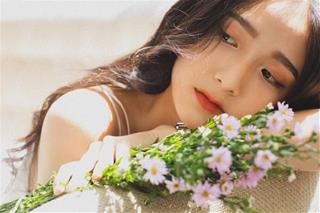 Con giáp nữ sinh vào tháng âm lịch này sớm muộn cũng ngồi rung đùi hưởng tài lộc, cả đời sống trong nhung lụa