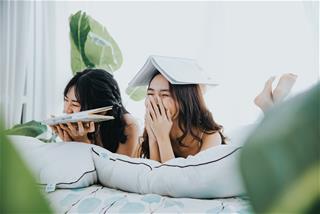 Tử vi thứ 7 ngày 10/4/2021 của 12 cung hoàng đạo: Sư Tử vô lo, Cự Giải gặp rắc rối