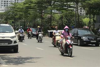 Miền Bắc đón đợt nắng nóng gay gắt kéo dài, nhiệt độ cao nhất trên 39 độ C