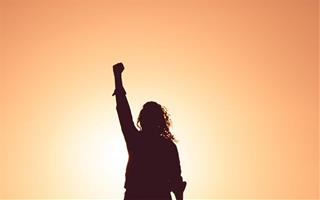 Tử vi hôm nay 20/5/2021 về may mắn của 12 con giáp: Ai tự tin thể hiện?