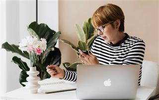 Phụ nữ sẽ chỉ KÉM SANG khi đi khoe khoang điều này với thiên hạ