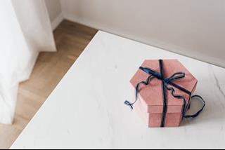 Tử vi hôm nay 24/6/2021 về tình yêu của 12 con giáp: Ai đón hạnh phúc đong đầy?