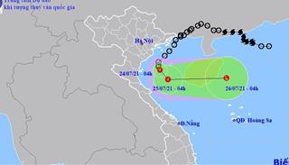 Áp thấp nhiệt đới sát bờ biển Nam Định – Ninh Bình, mưa mở rộng xuống miền Trung