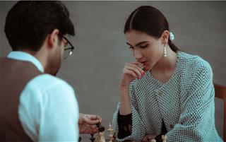 Top 7 chòm sao khôn trước tuổi, mặc ai nói gì họ vẫn cứ tự hào vì sự thông thái của mình