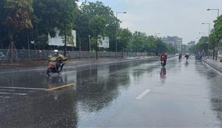 Dự báo thời tiết ngày 12/8/2021: Hà Nội đêm và sáng có mưa rải rác