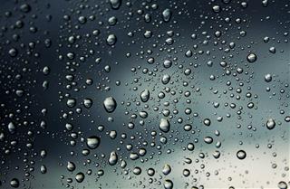 Dự báo thời tiết ngày 9/8/2021: Bắc Bộ mưa dông, Trung Bộ nắng nóng tiếp diễn