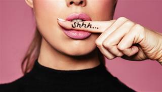 Cách 12 cung hoàng đạo giữ bí mật: Ai kín như bưng, ai có thể nói cho cả thế giới nghe?