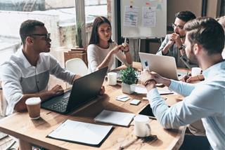 Chiêm tinh tháng 10/2022 dự đoán sự nghiệp của 12 chòm sao: Cần tập trung củng cố các mối quan hệ