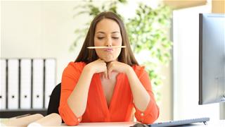 Chỉ thẳng mặt 3 chòm SIÊU THÔNG MINH nhưng CHÚA LƯỜI BIẾNG, có tên bạn trong đó?
