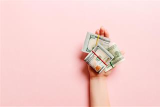 Ai khó mặc ai, 4 con giáp cuối tuần này (12-13/2) đón tiền về túi đúng như lộ trình đã định