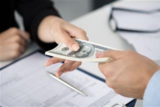 Con giáp không nên cho người khác vay tiền năm 2022, thói đời lạ lắm, đi đòi nợ mà như đi xin