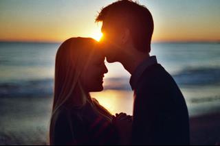 Tử vi hôm nay 6/4/2022 về tình cảm của 12 con giáp: Ai nổi cáu?