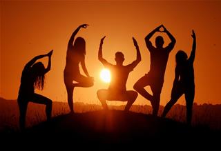 Hạ Chí năm 2022 sẽ đem đến những món quà nào cho 12 cung hoàng đạo? Cùng xem nhé!