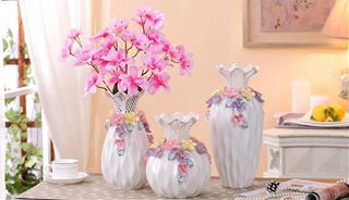 Bạn nên đặt bình hoa ở vị trí này trong nhà để tiền bạc đầy két!