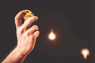 Tử vi hôm nay - Xui khí bủa vây, 4 tuổi dễ gặp xui xẻo nhất ngày 16/6/2022