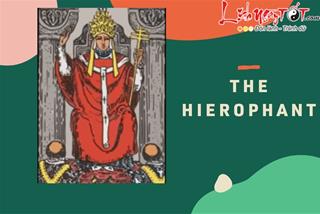 Lá bài The Hierophant là gì? Ý nghĩa lá bài The Hierophant trong Tarot?