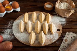 Tử vi thứ 4 ngày 31/8/2022 của 12 con giáp: Tý buôn bán đắt hàng, Mão nhanh miệng