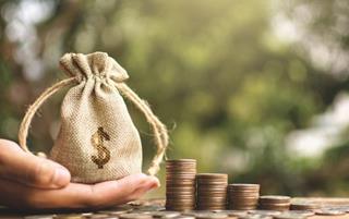 Cung hoàng đạo nhiều tiền nhất năm 2023: Ai rộn ràng mua nhà, sắm xế hộp?