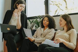 Đổi VIỆC ắt sẽ đổi VẬN, những chòm sao này sẽ có thu nhập vượt trội năm 2023