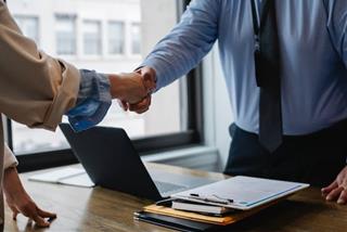 Tử vi hôm nay: Điểm danh 4 con giáp đánh đâu thắng đó, thành công ngày 25/10/2023