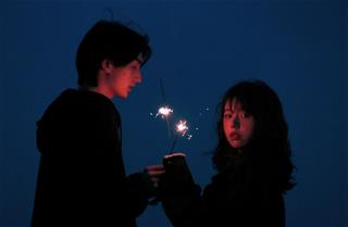 Cuối tuần từ 23-24/12, tình yêu ngọt như kẹo sẽ tìm tới 3 chòm sao này!