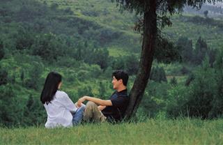 Tử vi hôm nay 26/2/2023: Ghen tị 4 tuổi đỏ TÌNH, hay được người khác quan tâm nhất!