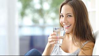 Uống nước lúc bụng đói vào buổi sáng có HẠI hơn bỏ bữa sáng? Sự thật ở đây, biết cũng chưa muộn!