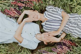 Cả đời này: Chỉ có 2 cuộc gặp gỡ đáng TRÂN QUÝ giúp hoàn thiện bản thân mỗi người, gặp được ắt có PHÚC!