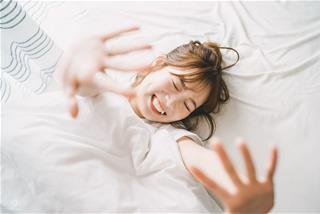 Trời sinh có 4 tuổi này hay cười, sống vui vẻ lạc quan số 1, mãi chẳng chịu già đi!