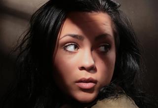 Cách 12 chòm sao chữa lành đứa trẻ bên trong: Đừng ngại đối diện với tổn thương của mình