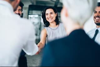 Tử vi hôm nay: 4 con giáp đón đầu thành công ngày 29/1/2024, thăng tiến trong tầm tay