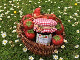 Tử vi Chủ Nhật ngày 18/2/2024 của 12 cung hoàng đạo: Sư Tử kiêu căng, Bảo Bình may mắn