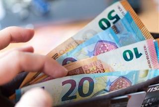 Tử vi hôm nay - Top 3 con giáp tài chính rực rỡ nhất ngày 11/10/2024