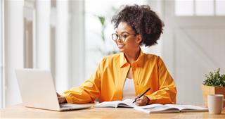 Tử vi hôm nay dự báo: 4 con giáp vượng đường công danh ngày 7/12/2024