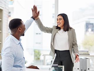 Tử vi hôm nay: 4 con giáp đón thành công ngày 17/6/2024, khởi sắc không ngừng