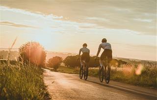 4 con giáp có cuộc sống mỹ mãn nhất ngày 2/10/2025 - Làm gì cũng đỏ!