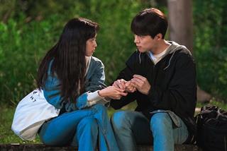 Tháng 10/2025 được thần Cupid sủng ái - 3 cung hoàng đạo ĐỎ TÌNH nhất, sắp có người yêu!