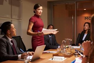 ĐỎ nhất ngày 19/11/2025 - 4 con giáp sự nghiệp vẻ vang, cuối tháng đạp trúng hố ''VÀNG''