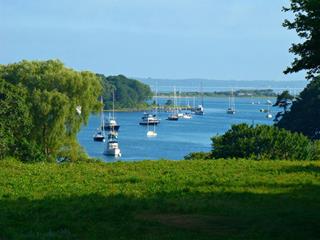 Tử vi thứ 2 ngày 10/11/2025 của 12 cung hoàng đạo: Sư Tử quyến rũ, Song Tử may mắn