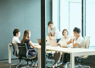 Hôm nay 18/12/2025 - Cờ đến tay PHẤT mạnh, 4 con giáp cực kỳ thành đạt trong công việc!