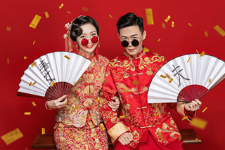 Mở bát năm mới đón HỶ KHÍ ngập tràn, 4 tuổi hễ yêu là CƯỚI, người thoát ế, người đính hôn, kẻ lại tái hợp