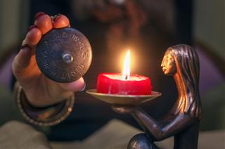 Đêm Giao Thừa 2026 Tết Dương lịch - Mách bạn 4 tuyệt chiêu KHAI VẬN đỏ cả tiền bạc, tình duyên lẫn sức khỏe