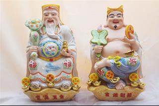 Đầu tháng 2 âm - Nhờ lộc Quan HOÀNG MƯỜI, 4 tuổi này gánh TIỀN về nhà, vào Nam ra Bắc thoát khỏi nguy nan